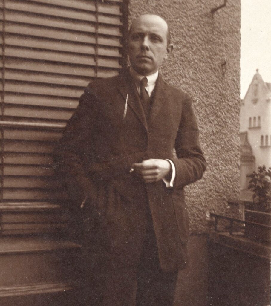 Arnold Ronnebeck, c1922