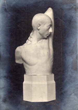 Arnold Ronnebeck, Male Youth, plaster, 1919